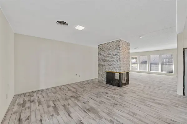 4807 Swan Lake Drive, Waco, TX 76710