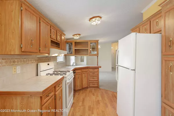 1991 Route 37 #111, Toms River, NJ 08757