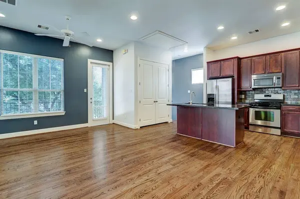 1258 Sampson ST, Houston, TX 77003