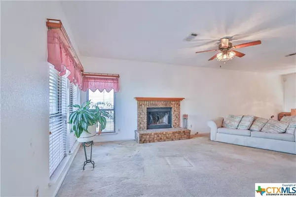 2316 Skipcha DR, Harker Heights, TX 76548