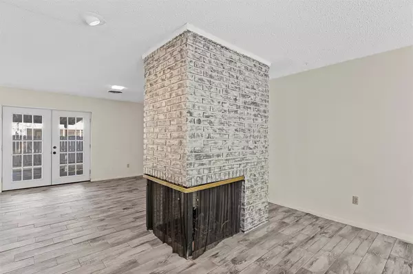 4807 Swan Lake Drive, Waco, TX 76710