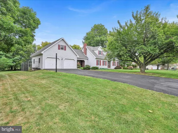 1262 ALMA LN, Mechanicsburg, PA 17055