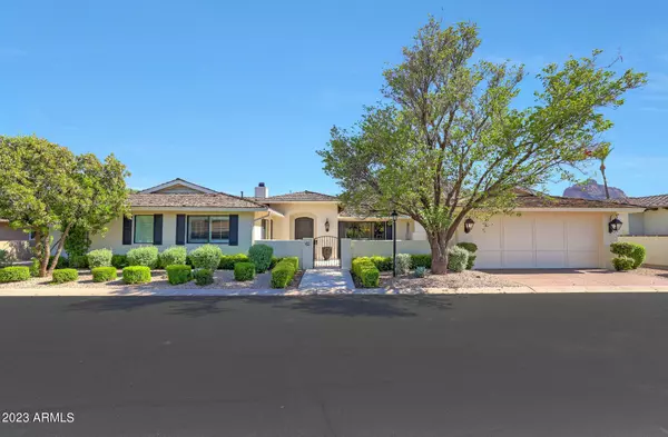5635 E LINCOLN Drive #62, Paradise Valley, AZ 85253