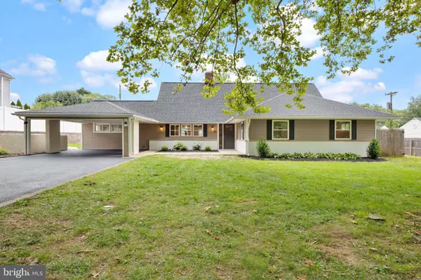 34 RED ROSE WAY, Levittown, PA 19056