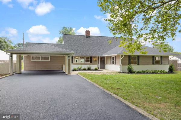 34 RED ROSE WAY, Levittown, PA 19056