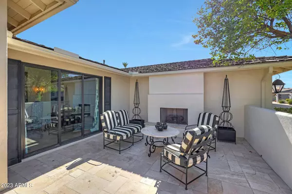 5635 E LINCOLN Drive #62, Paradise Valley, AZ 85253