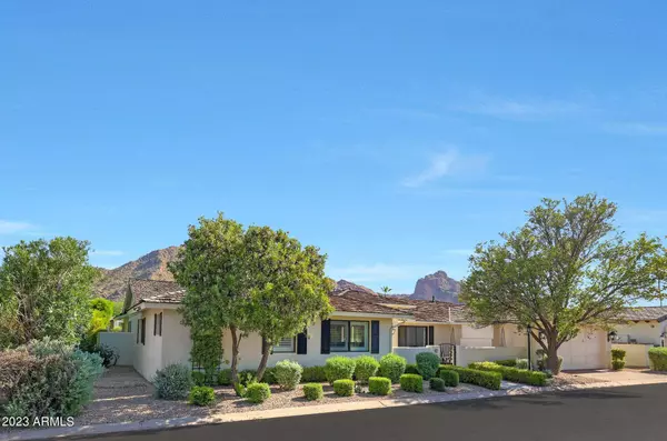 5635 E LINCOLN Drive #62, Paradise Valley, AZ 85253