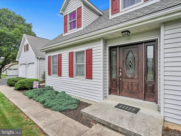 1262 ALMA LN, Mechanicsburg, PA 17055