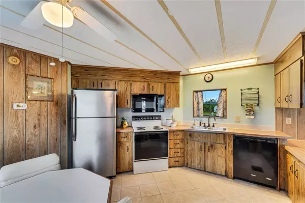 312 CALLE LIANA, Englewood, FL 34224