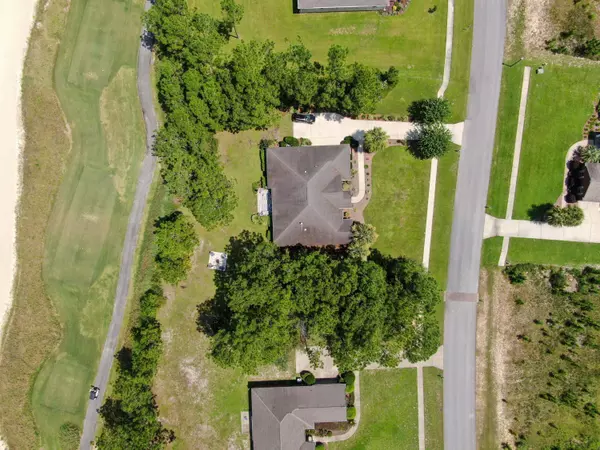 431 E Club House Drive, Freeport, FL 32439