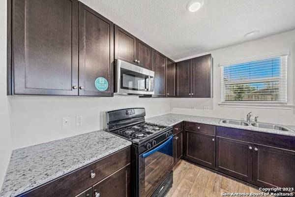 15431 Crimson Topaz, San Antonio, TX 78253