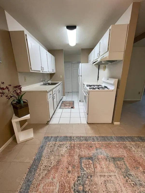 4207 Lakeside AVE N #123, Brooklyn Center, MN 55429