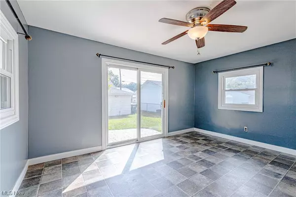 953 Bryn Mawr AVE, Wickliffe, OH 44092