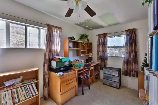 6328 Tooley Street, San Diego, CA 92114