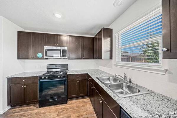 15431 Crimson Topaz, San Antonio, TX 78253