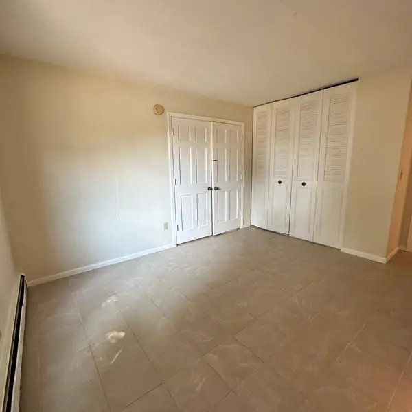 4207 Lakeside AVE N #123, Brooklyn Center, MN 55429