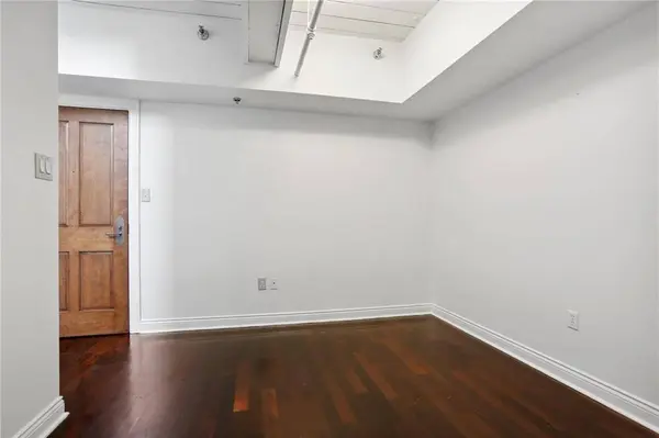 920 POEYFARRE ST #PH#8, New Orleans, LA 70130