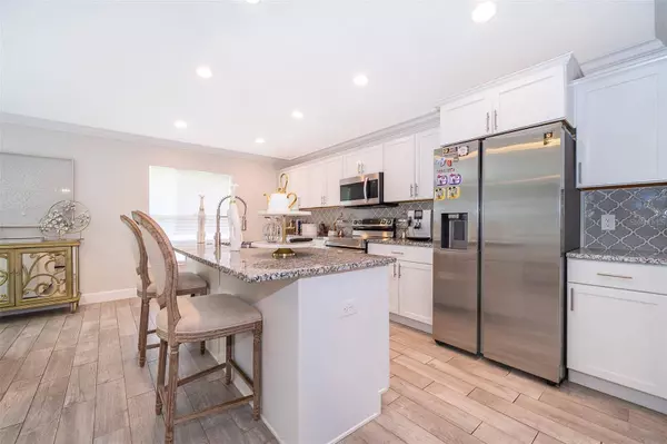 1407 MAGNOLIA LN, Auburndale, FL 33823