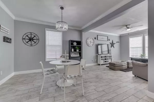 5553 Honey Creek CT, Indianapolis, IN 46221