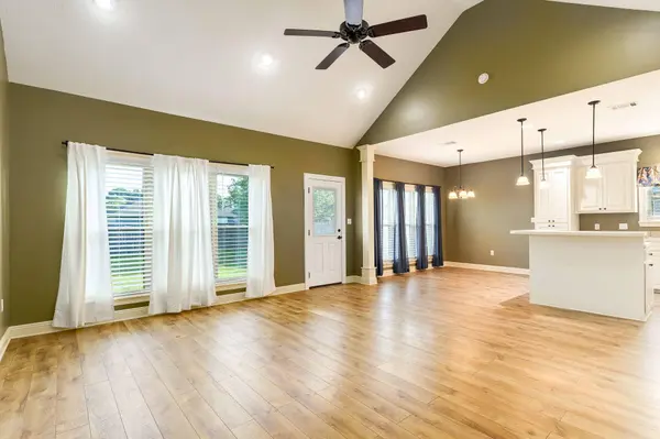 47 High Meadows Cir, Petal, MS 39465