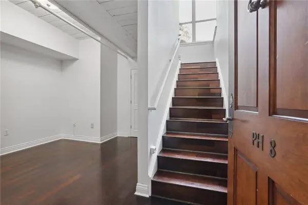 920 POEYFARRE ST #PH#8, New Orleans, LA 70130