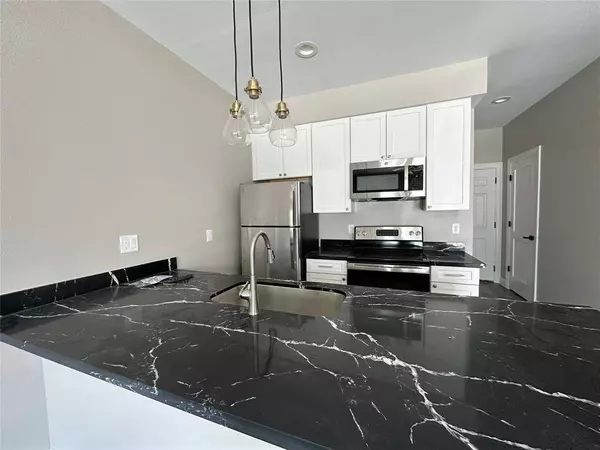 5262 Ella #108 A/B, Houston, TX 77018