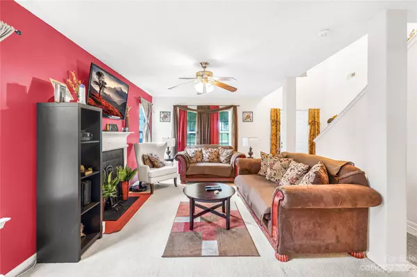 941 Grass Hollow CT, Charlotte, NC 28216