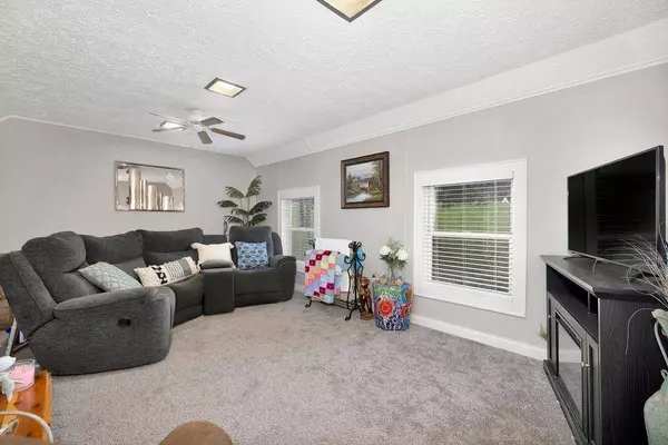 6604 Hamilton Middletown Rd, Monroe, OH 45044