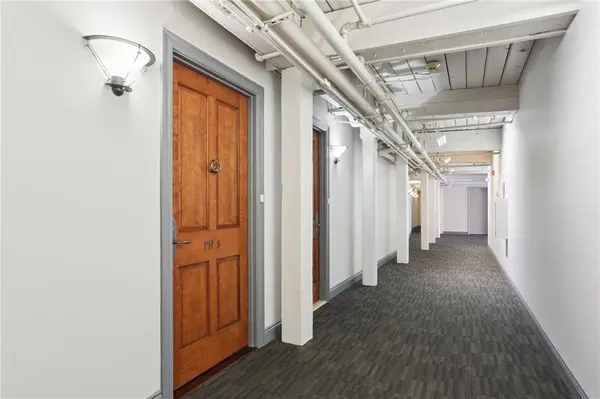 920 POEYFARRE ST #PH#8, New Orleans, LA 70130