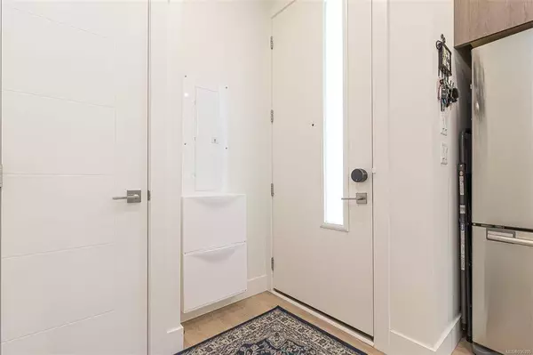 3324 Radiant Way #106, Langford, BC V9C 0K3