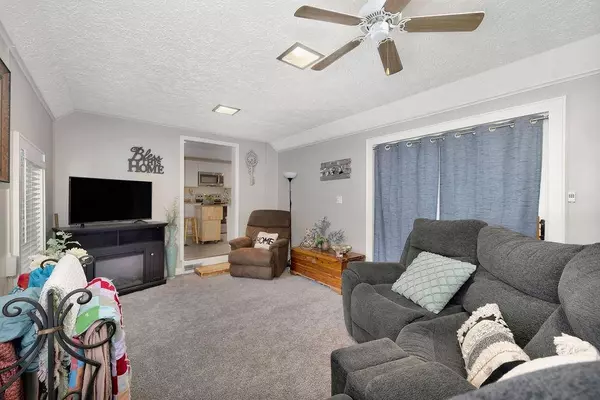 6604 Hamilton Middletown Rd, Monroe, OH 45044