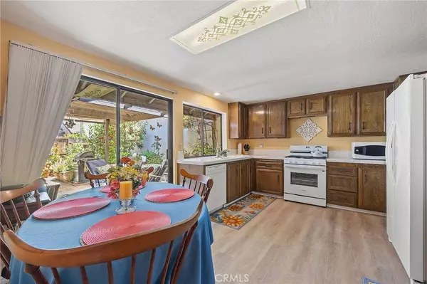 286 W Montecito AVE #K, Sierra Madre, CA 91024