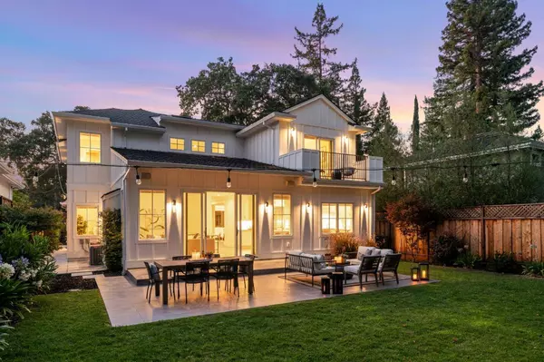 2055 Sterling AVE, Menlo Park, CA 94025