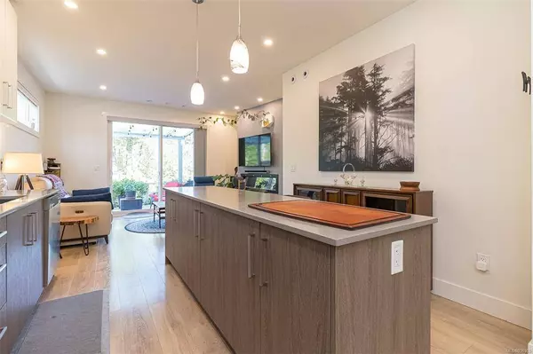 3324 Radiant Way #106, Langford, BC V9C 0K3