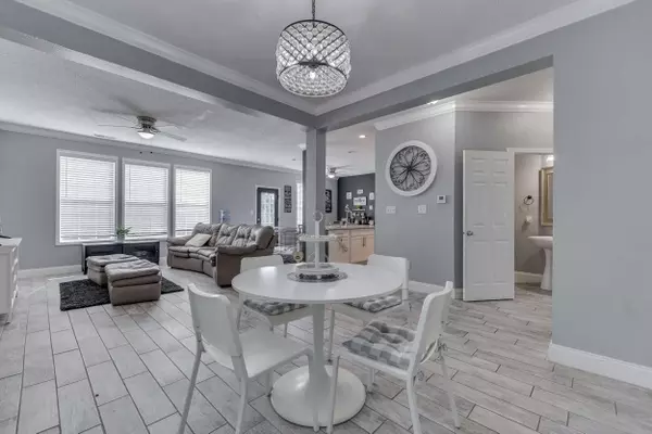 5553 Honey Creek CT, Indianapolis, IN 46221