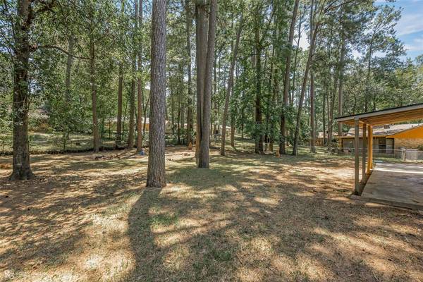 305 Whispering Pine Drive, Haughton, LA 71037