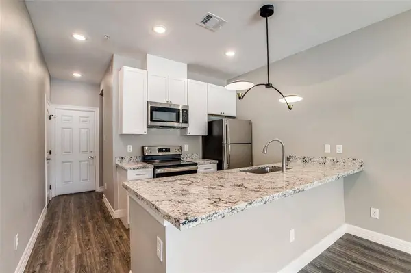 5262 Ella #108 A/B, Houston, TX 77018