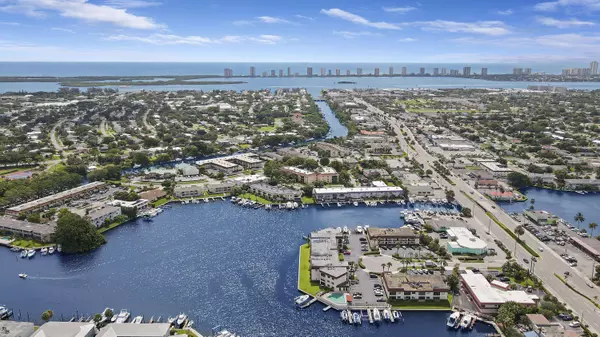 309 Lake CIR 203, North Palm Beach, FL 33408