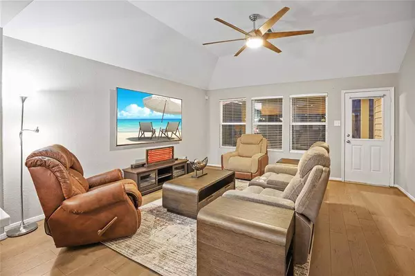 7811 Koloa River CT, Houston, TX 77040