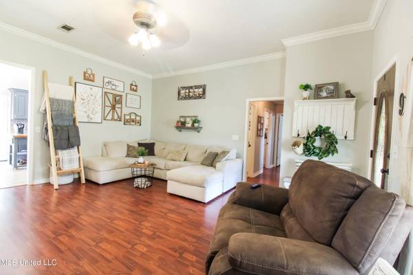 436 Vista Court, Richland, MS 39218