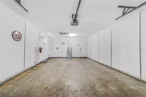 26431 SLEEPY HOLLOW ST, Sorrento, FL 32776