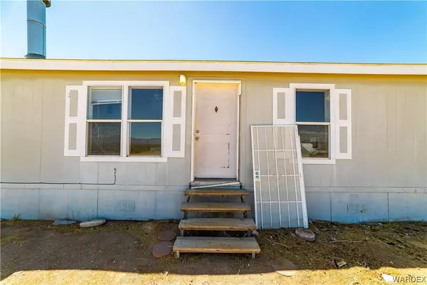 3417 S Amethyst RD, Golden Valley, AZ 86413