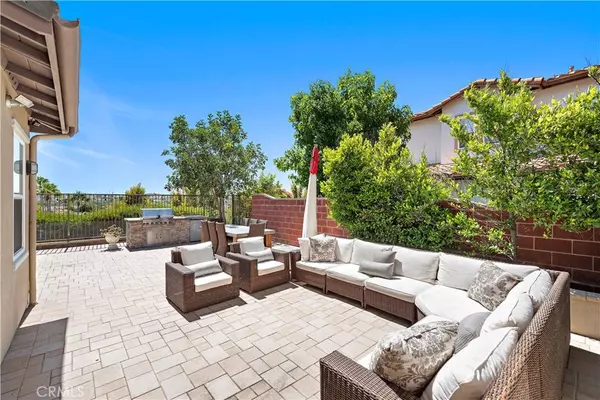 10 Blue Spruce, Ladera Ranch, CA 92694