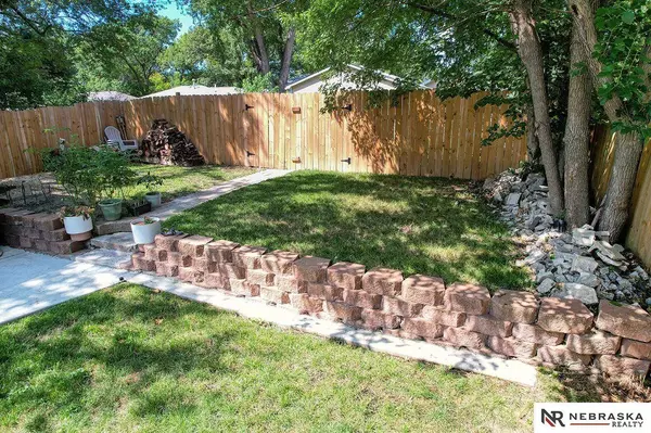 3711 S 18th Street, Lincoln, NE 68502