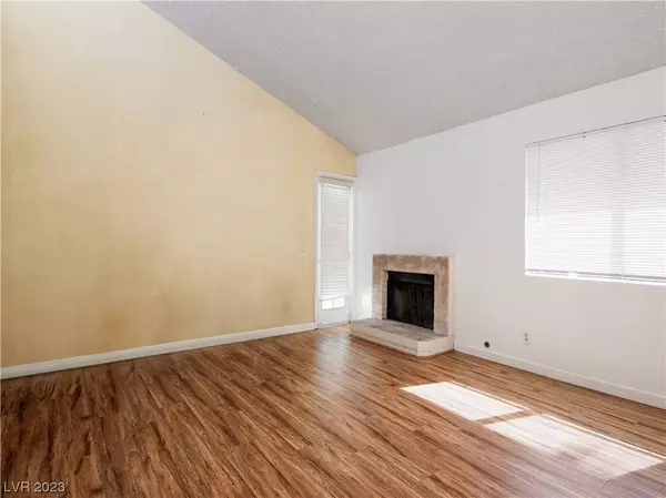 1701 E Katie Avenue #44, Las Vegas, NV 89119