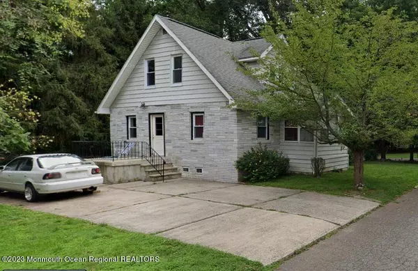 303 Stephenson Avenue, Middlesex, NJ 08846