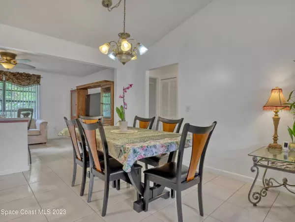 1878 Macklin Street NW, Palm Bay, FL 32907