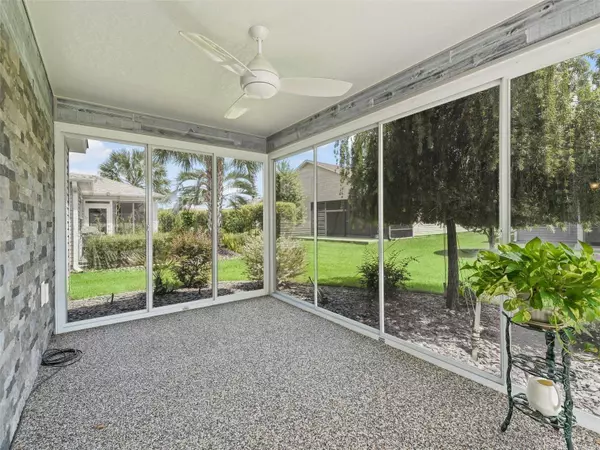 702 EASTBOURNE LN, The Villages, FL 32163