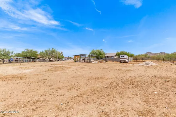 13240 S KIVA Road, Buckeye, AZ 85326