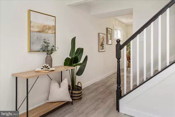 6926 FOREST TER, Hyattsville, MD 20785